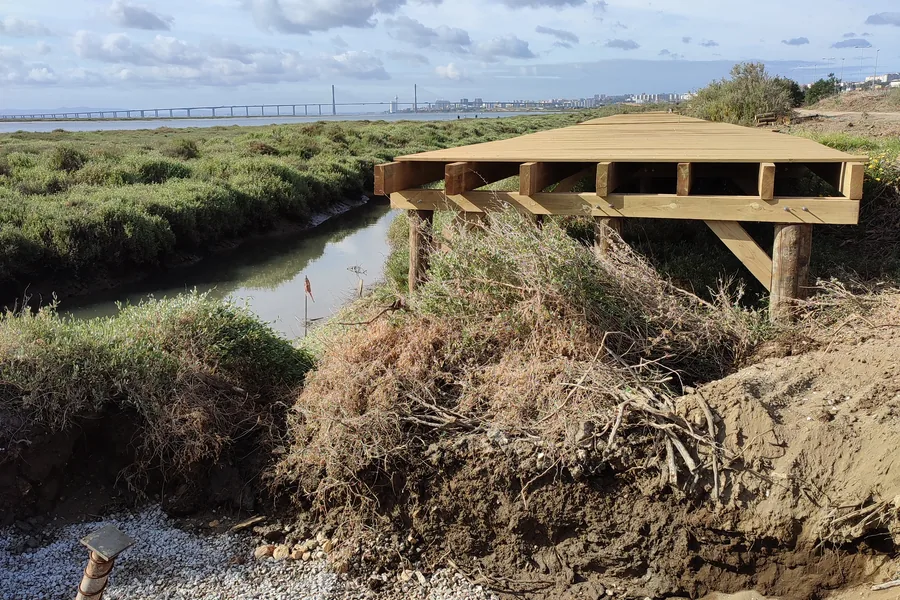 Passadiço Ribeirinho de Loures, obra (3)